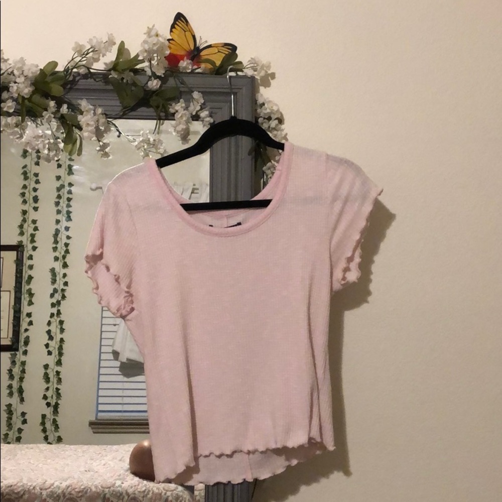 🌼 Cute Abercrombie “baby” top!!
